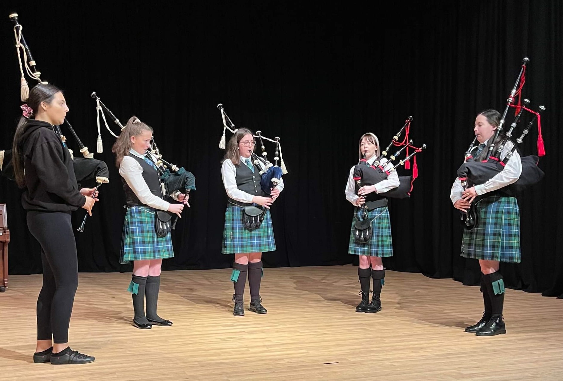 Barra and Vatersay pipe band